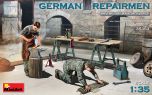 Miniart 1/35 German Repairmen # 35353