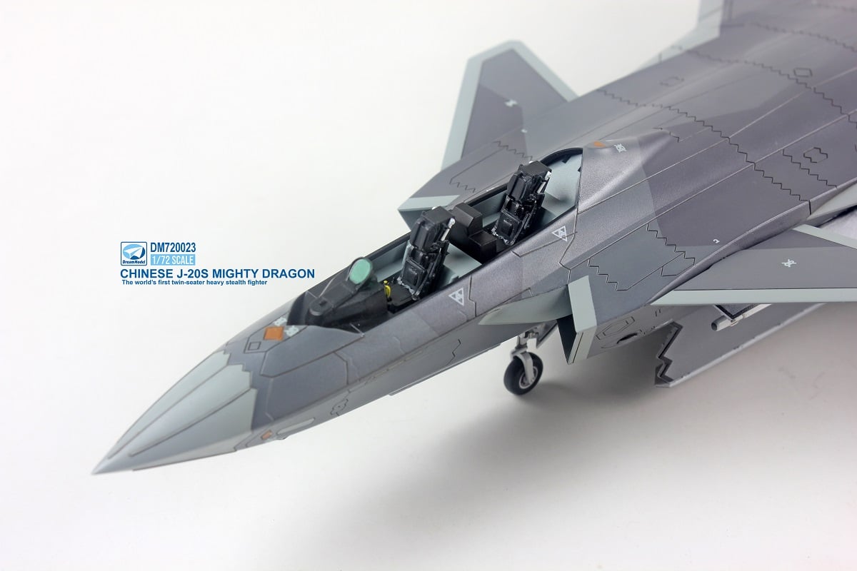 Dream Model 1/72 Chengdu J-20S 'Mighty Dragon' # 720023