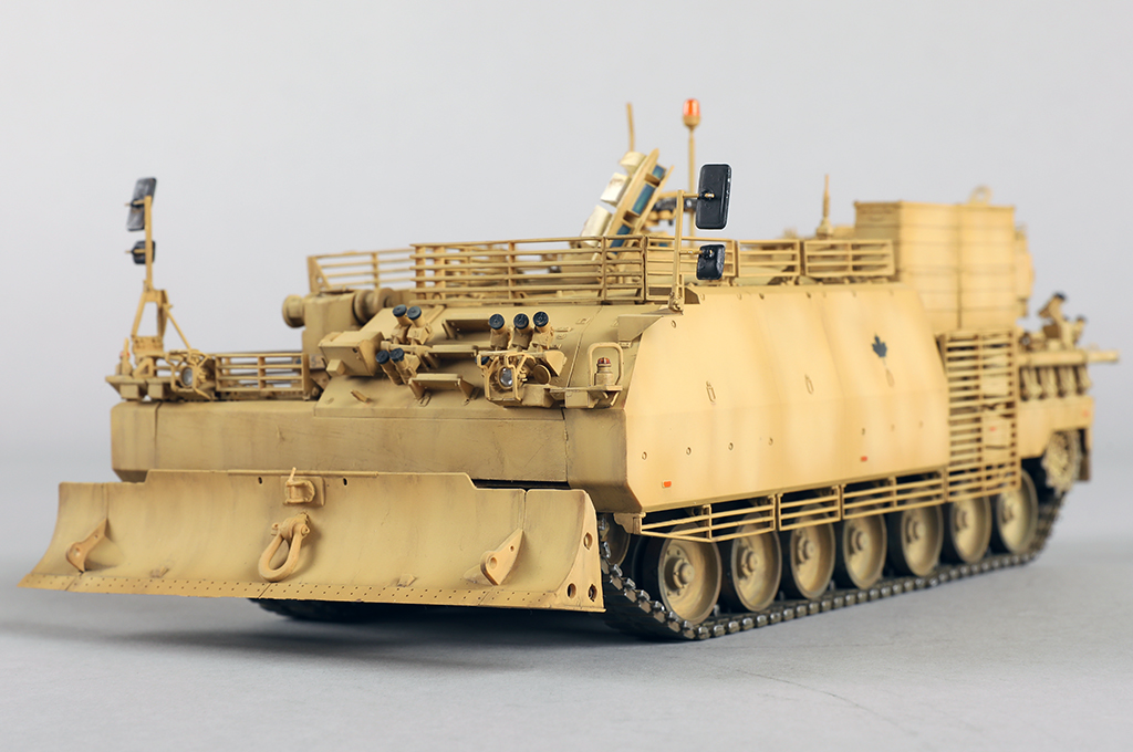 Hobbyboss 1/35 Bergepanzer BPz3A1 "Buffalo" ARV # 84566