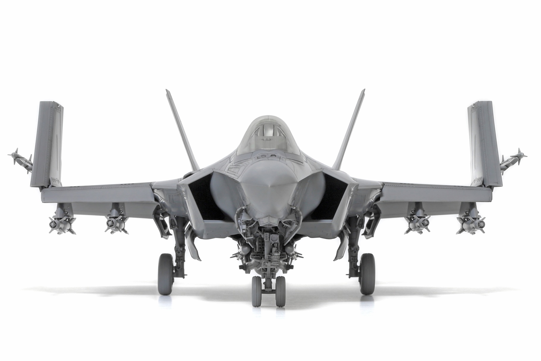 Tamiya 1/48 F-35C Lightning II # 61127