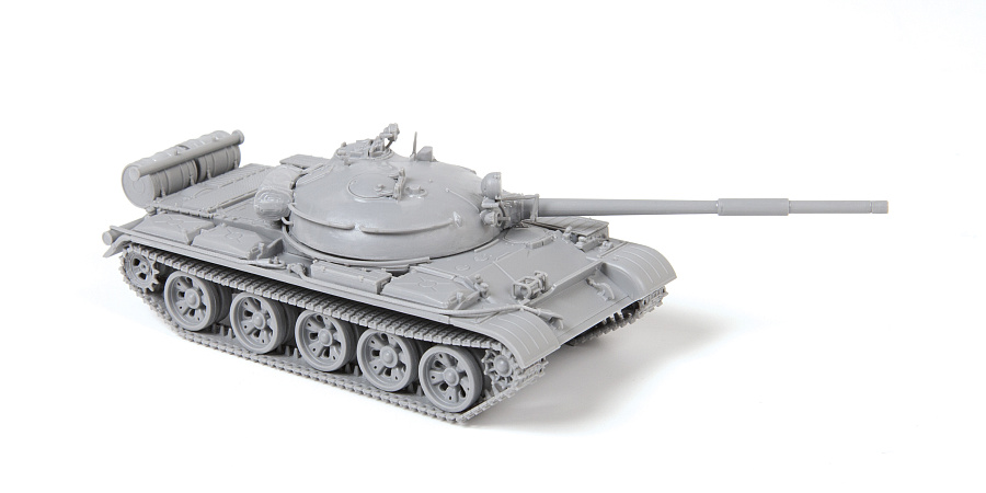 Zvezda 1/72 Soviet T-62 MBT # 5077