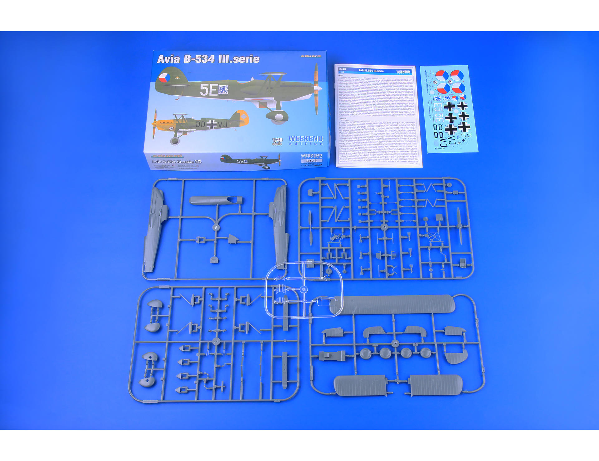 Avia B-534/III serie 1/48 Weekend edition kit of Avia B-534 III. serie in 1/48 scale. - plastic parts: Eduard - No. of decal options: 2 - decals: Eduard - PE parts: no - painting mask: no - resin parts: no