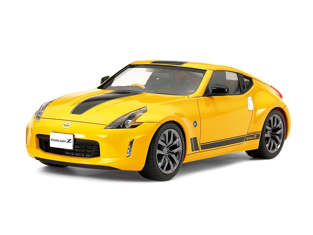 Tamiya 1/24 Nissan 370Z Heritage Edition # 24348